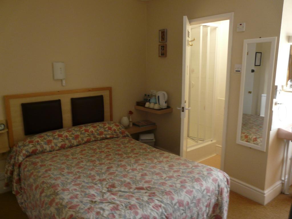 Melbourne Guest House Rhyl Szoba fotó
